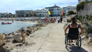 Otrante plage accessible fauteuil roulant
